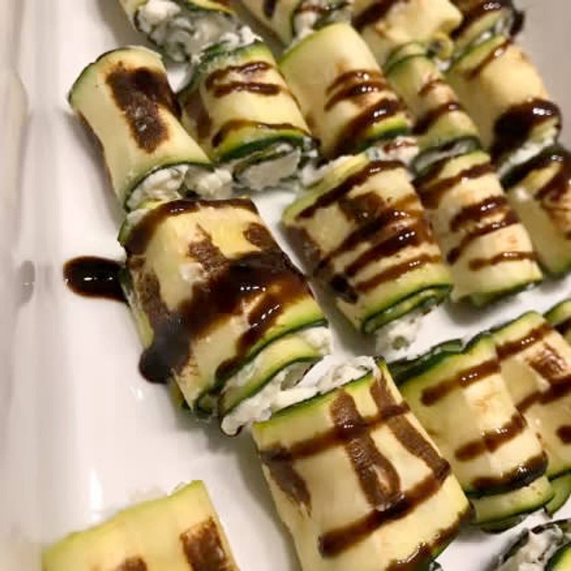 Involtini di zucchina e robiola