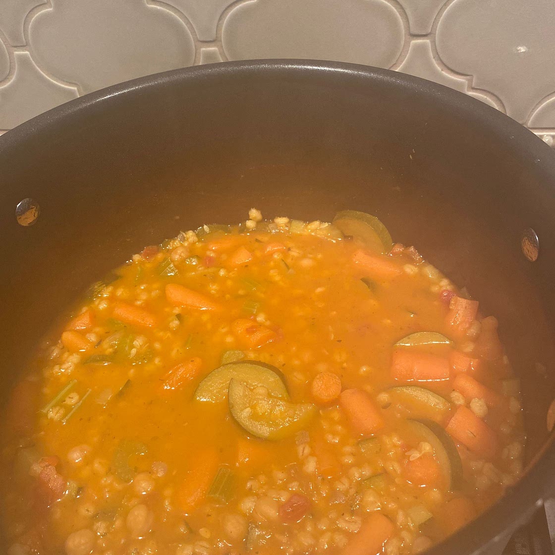Beaker's Vegetable Barley Soup