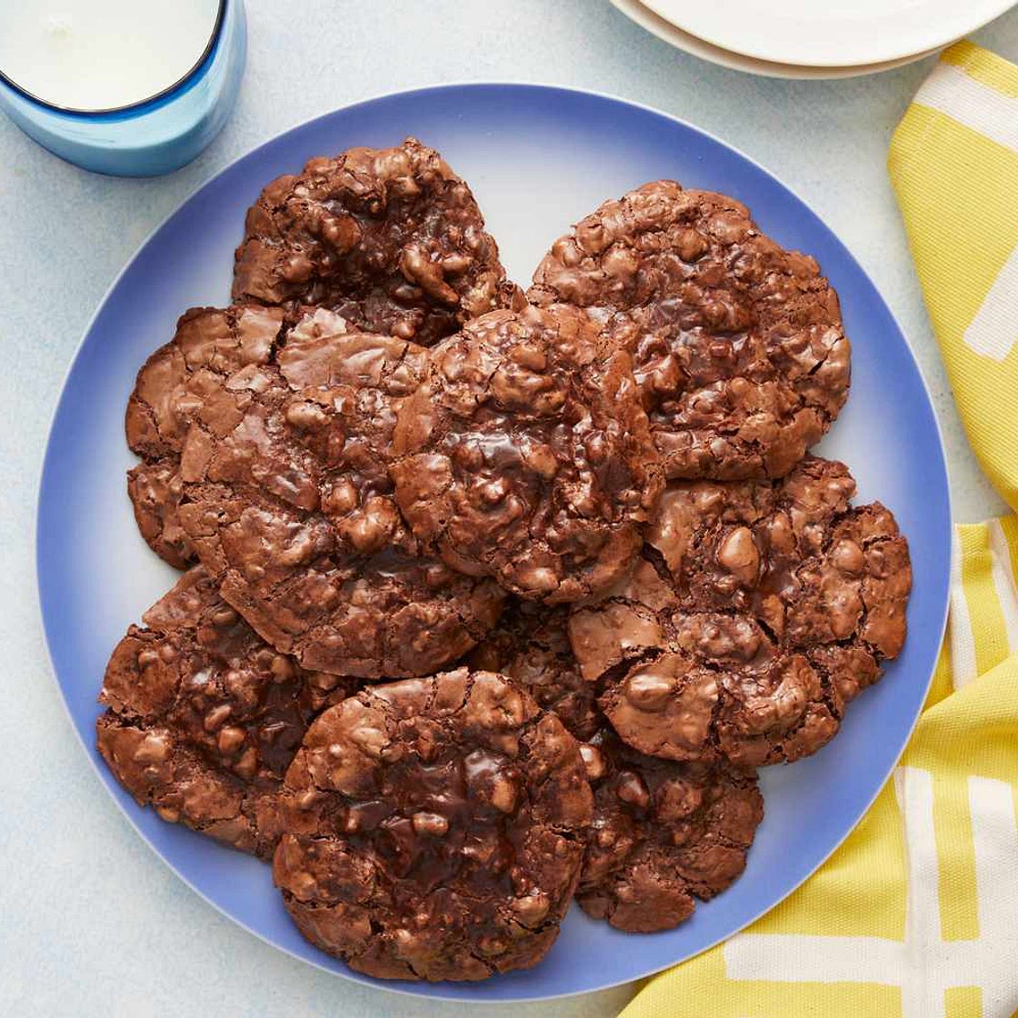 Fudgy Flourless Chocolate-Pecan Cookies