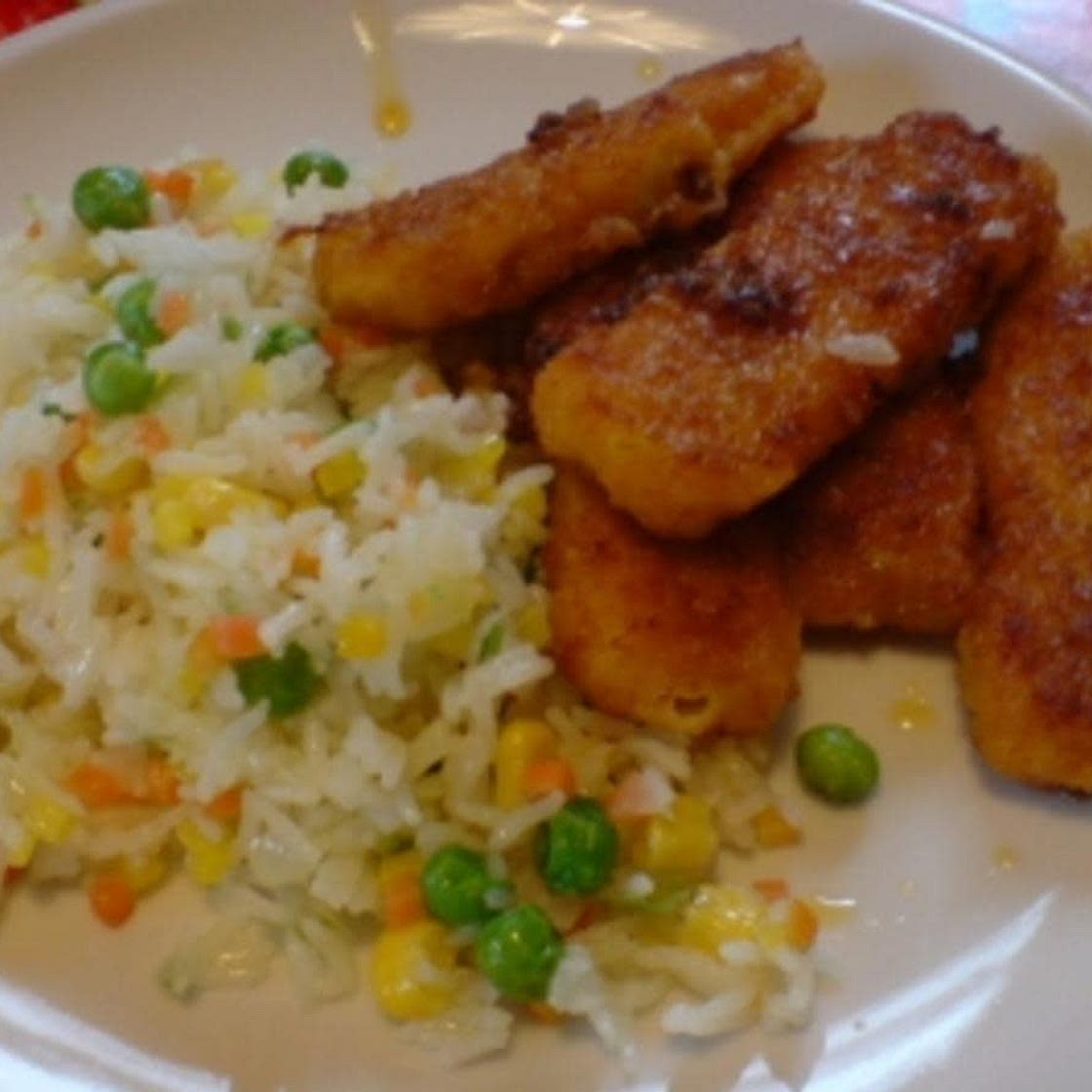 Fischstäbchen mit Reis