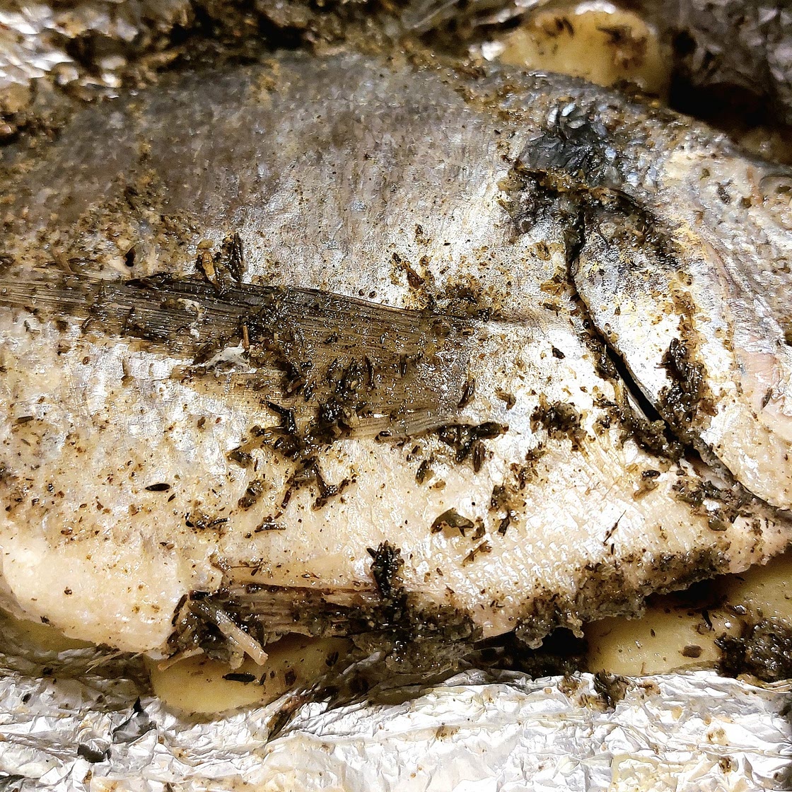 Gilthead bream en papillote