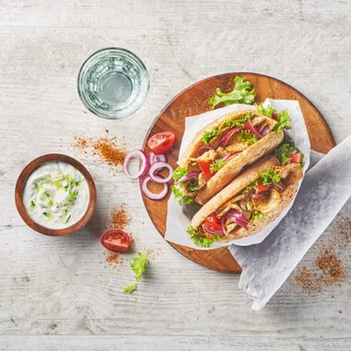 Tofu Döner Kebab mit Skyr-Knoblauch-Dip