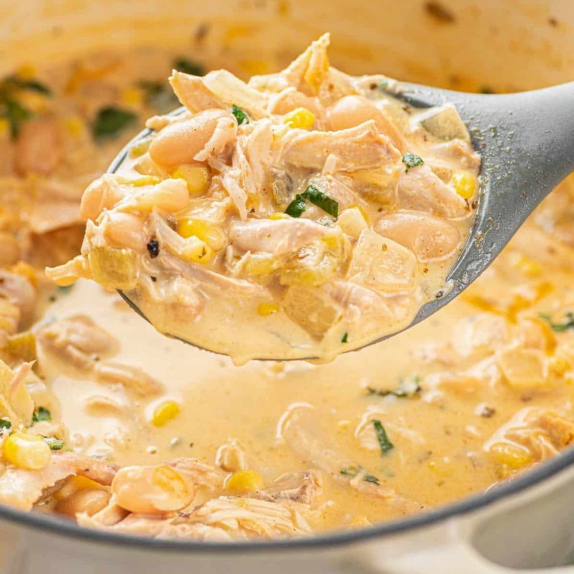 Creamy white chicken chili