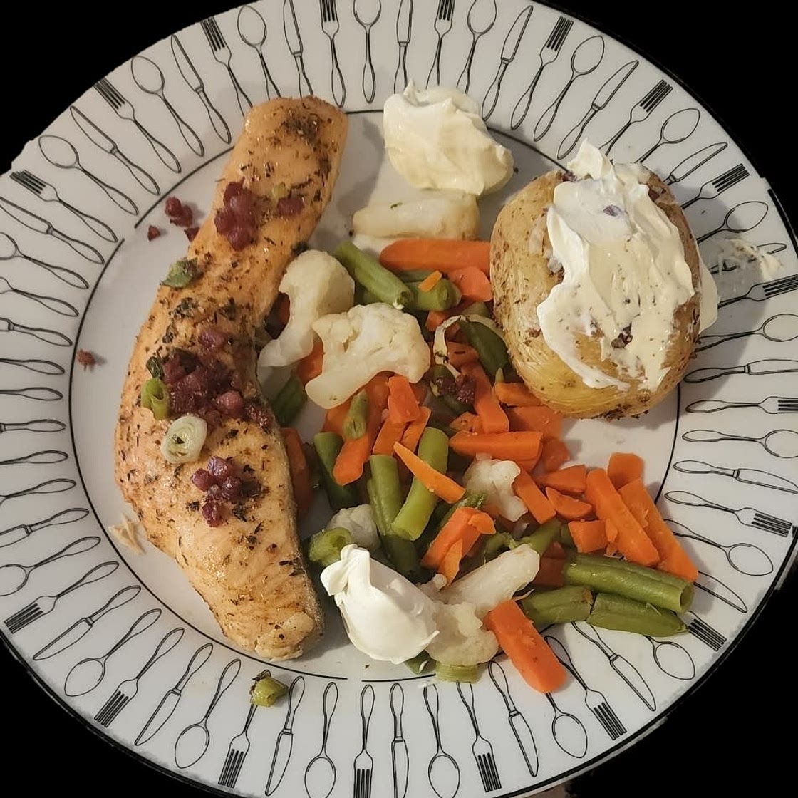 Air Fryer Salmon Recipe (Perfect In 10 Minutes!)
