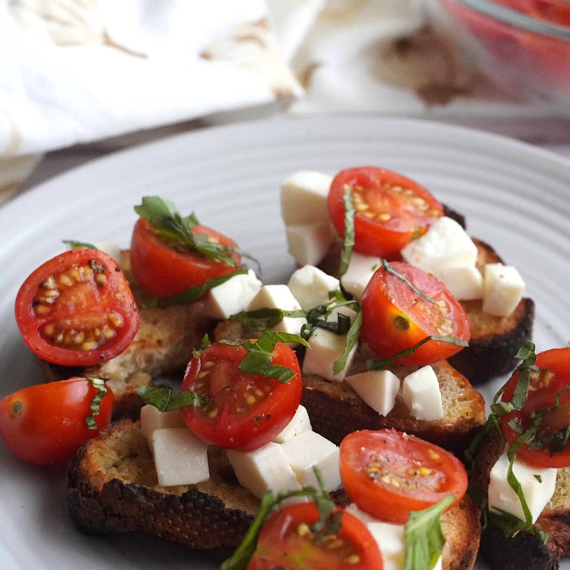 Caprese Crostini: An Easy, Breezy Summer Appetizer