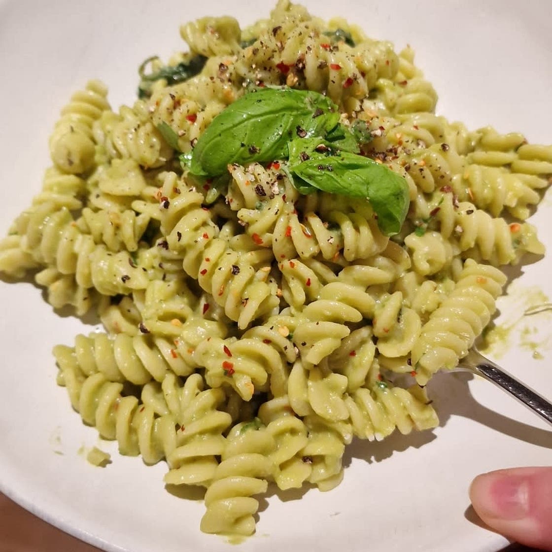 Avocado Pesto Pasta