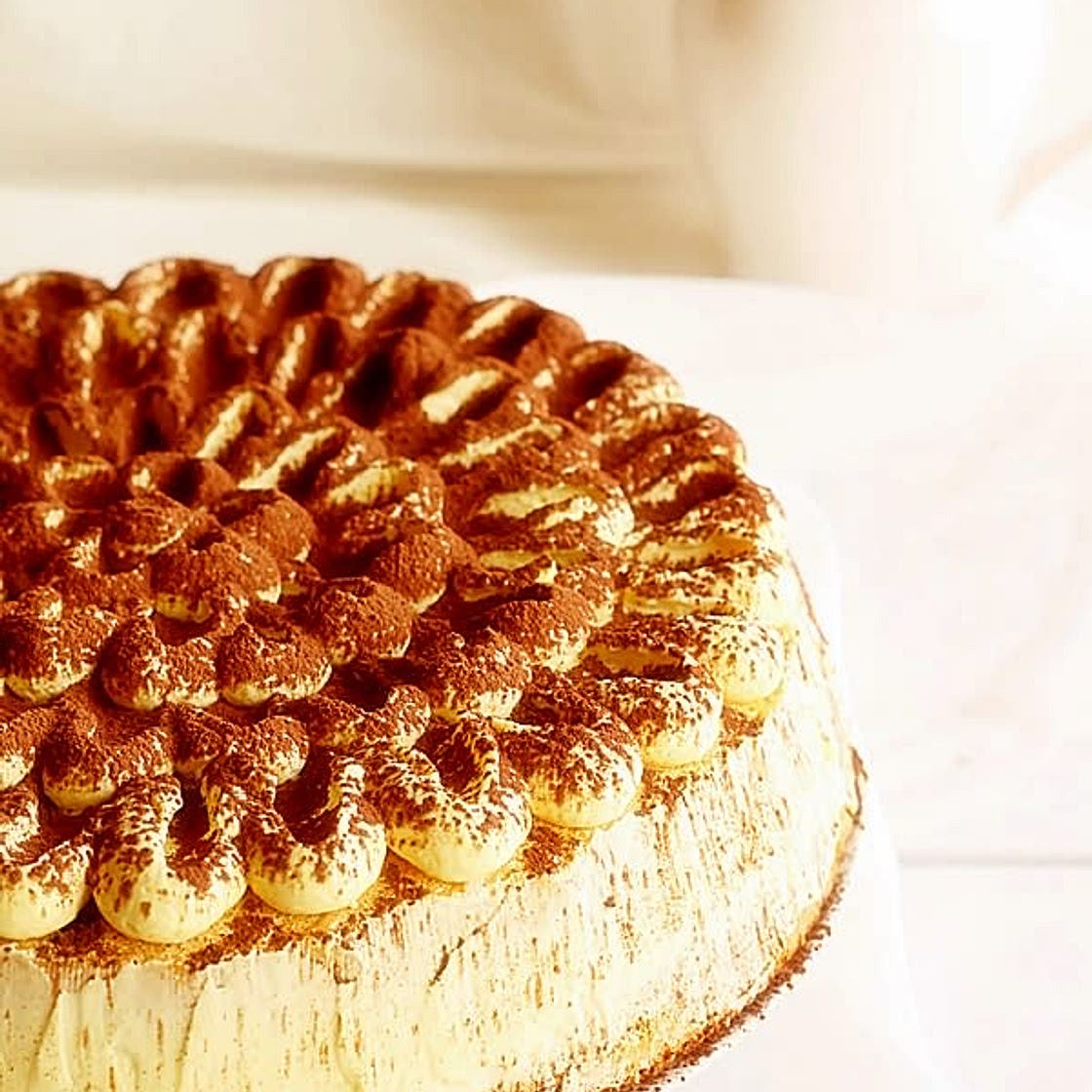 Tort cu Crema de Mascarpone si Vanilie
