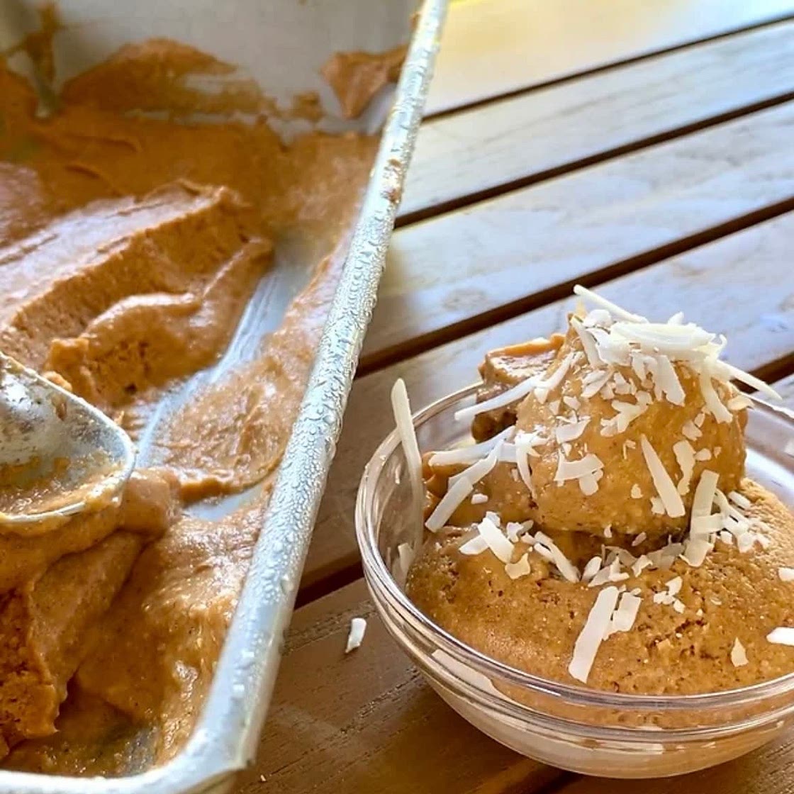 Gingerbread Nice Cream (vegan)