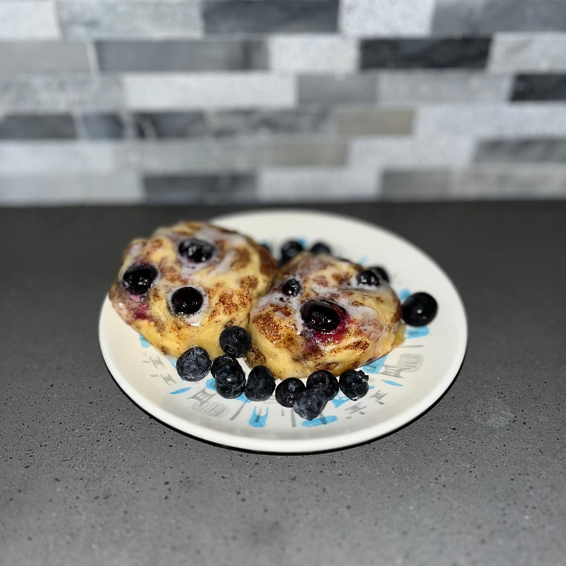 Blueberry Cinnamon Rolls 