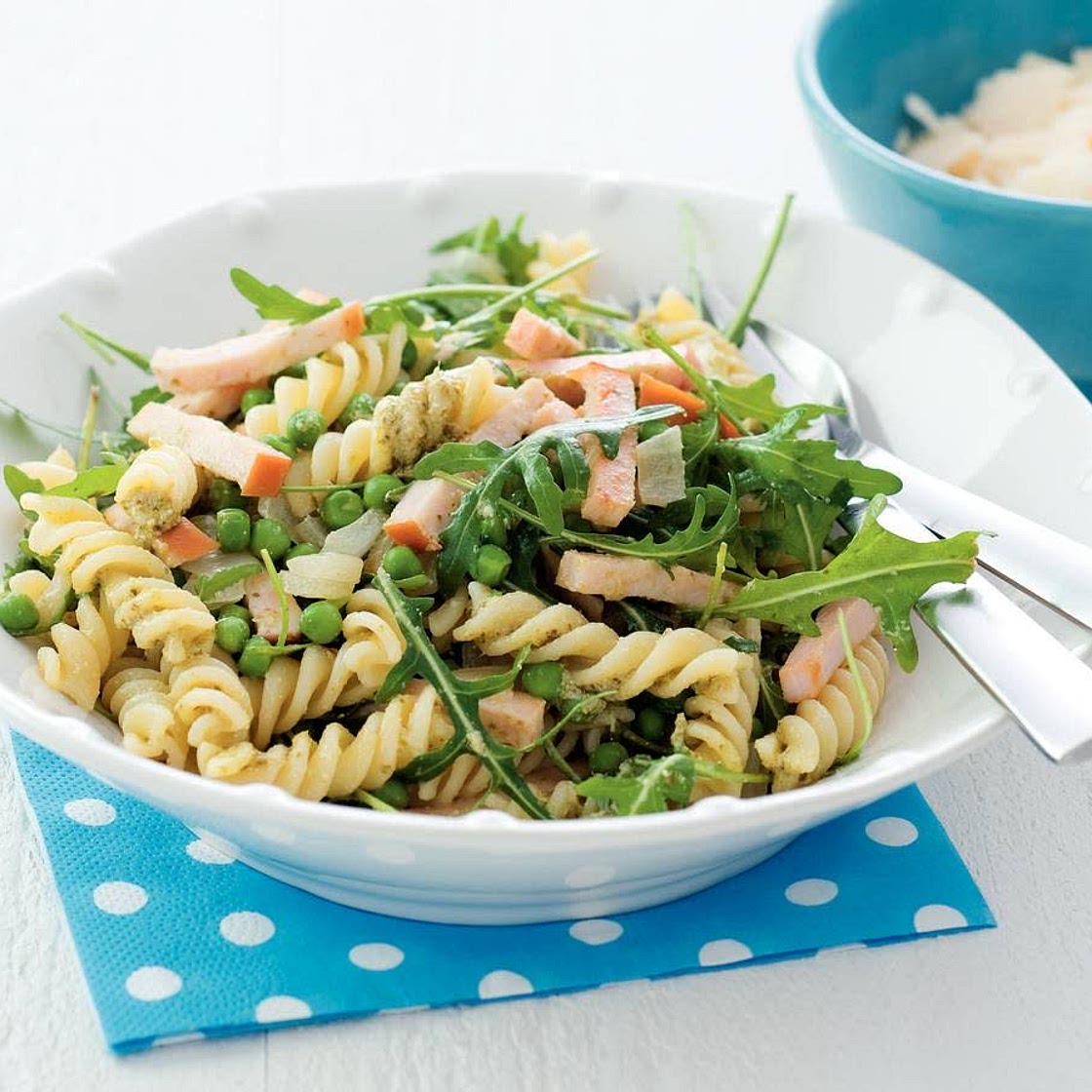 Pasta met pesto en rucola