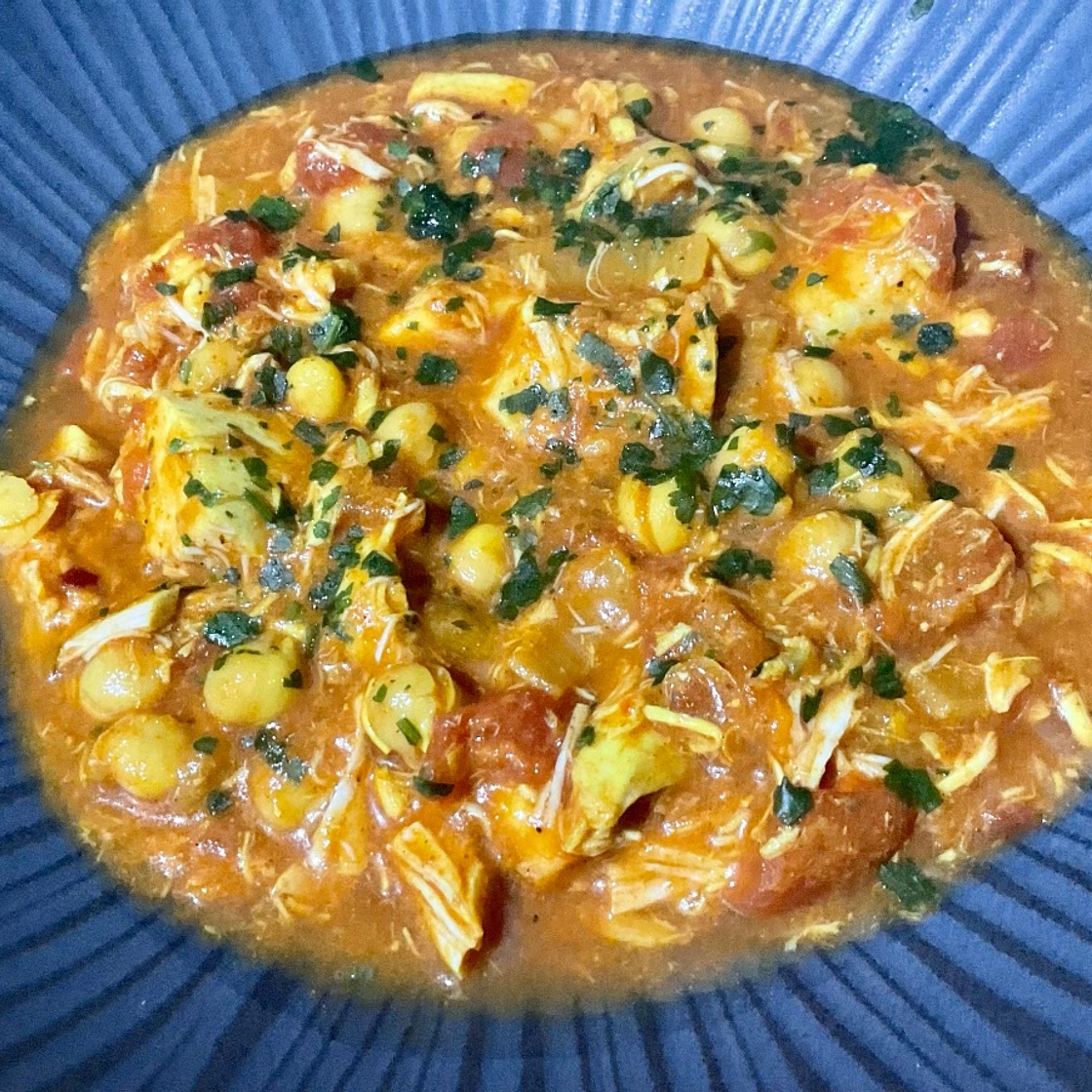 Leftover Chicken and Chickpea Indian Curry