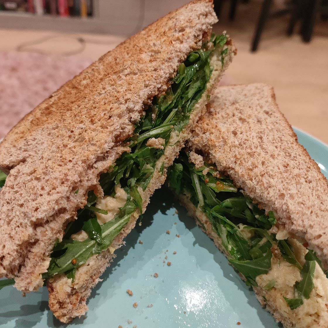 Hummus, Chutney and Rocket Toastie