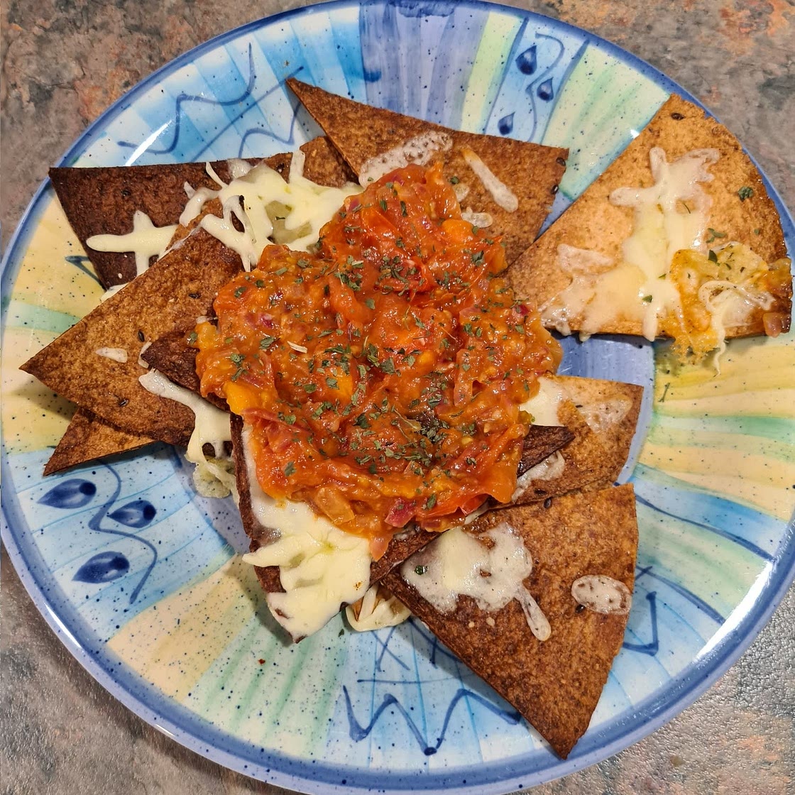 Homemade Baked Nachos with Fried Tomato Salsa