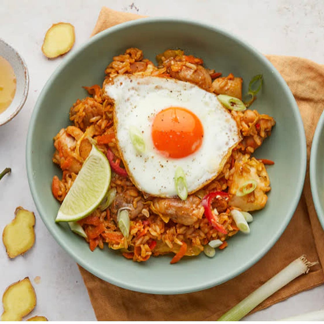 Chicken nasi goreng 