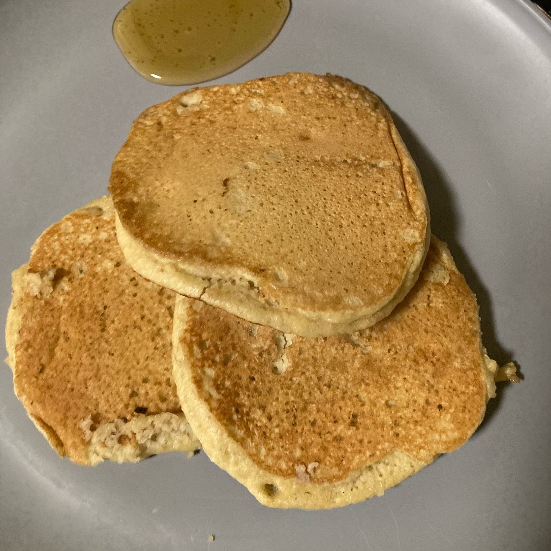Almond Flour Banana Pancakes