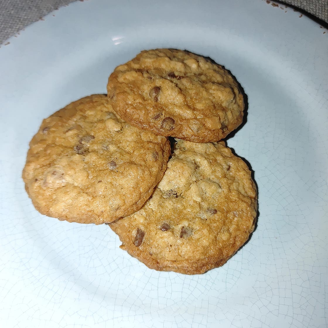 Yvie's Oatmeal Chocolate Chip Cookies