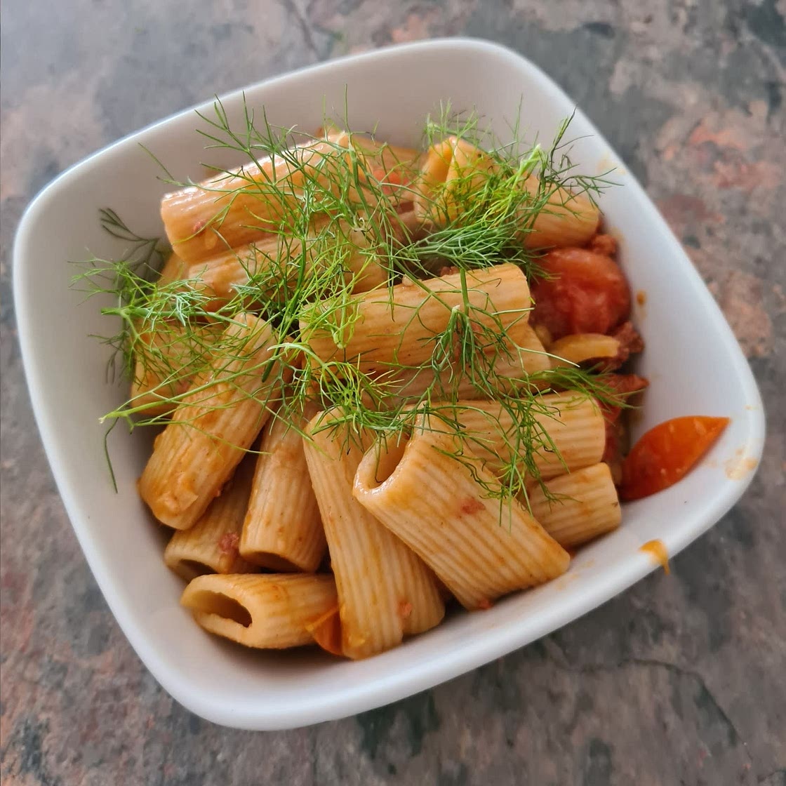 SAUSAGE, FENNEL AND CHILLI RIGATONI