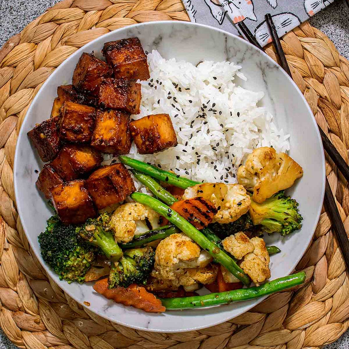 Pad Pak (Thai Stir Fry Vegetables)