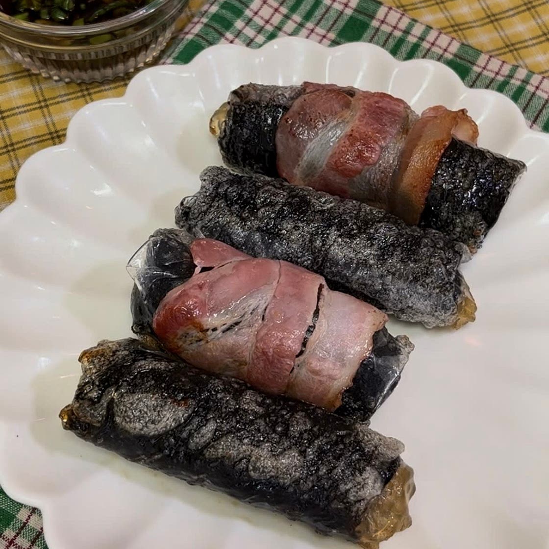 Crispy Fried Seaweed Rolls