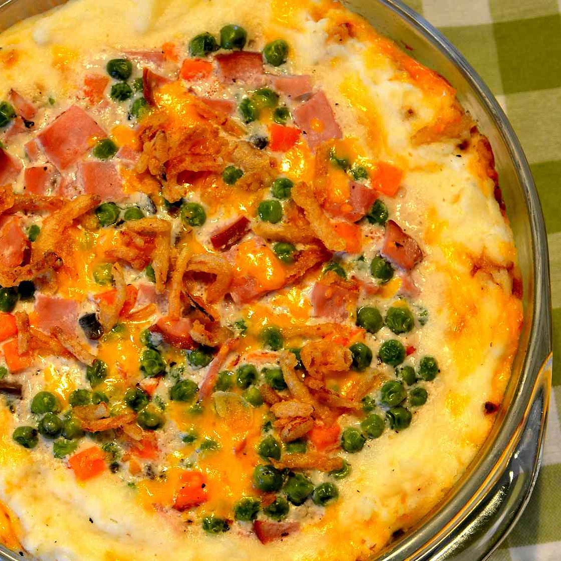 Cheesy Leftover Ham and Mashed Potato Casserole