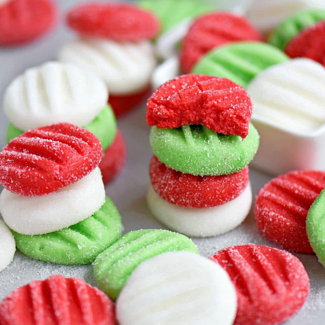 Easy Christmas Peppermint Patties