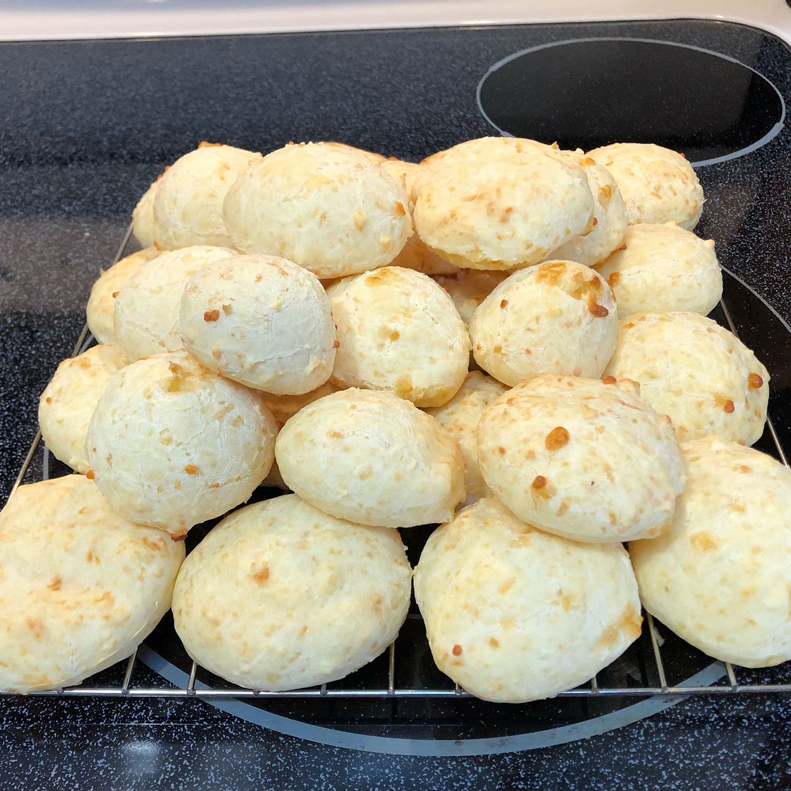 Authentic Brazilian Cheese Bread (Pão de Queijo)