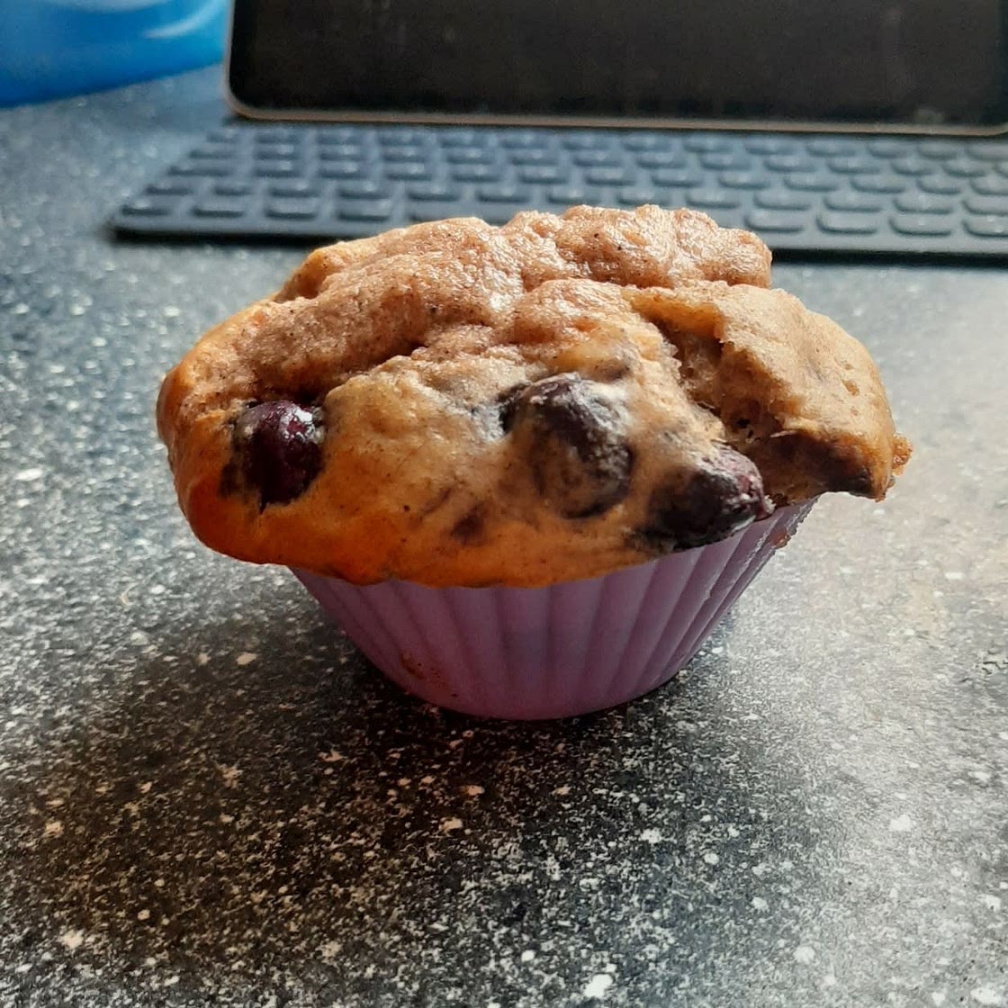 Banana muffins 167cal each (serves 7)