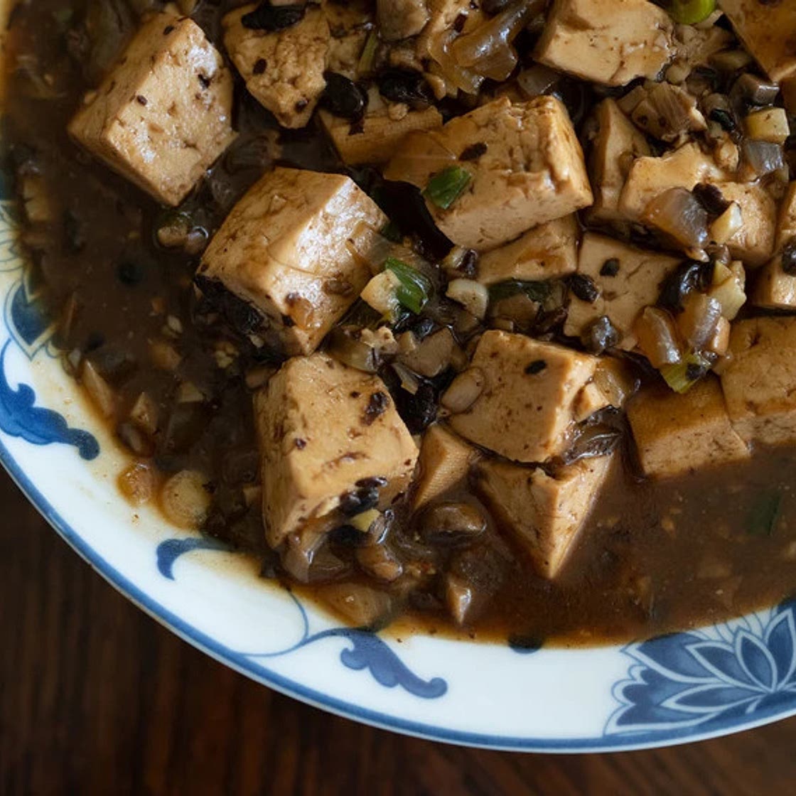 Garlic Tofu with mushrooms