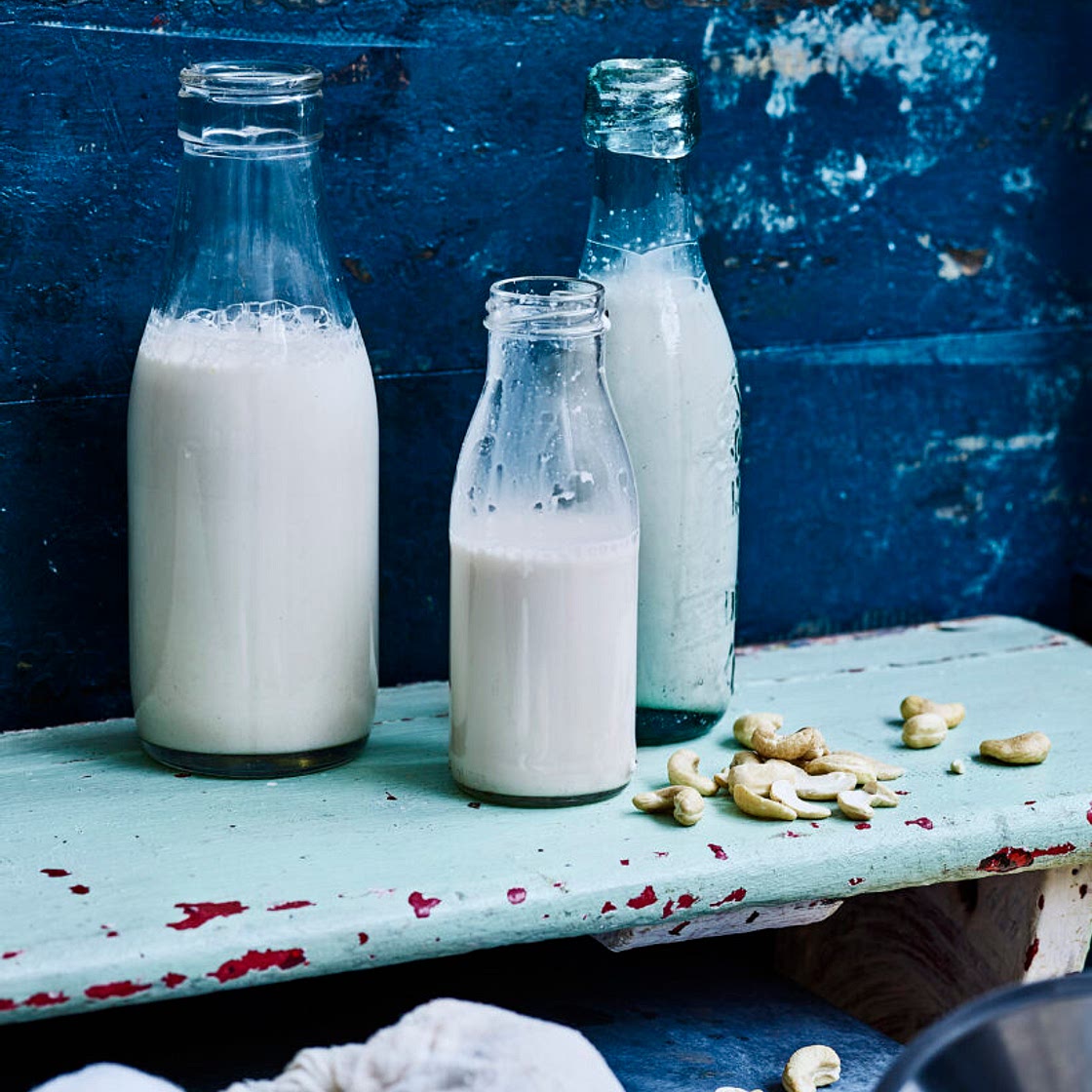 Homemade Milks - Avant-Garde Vegan