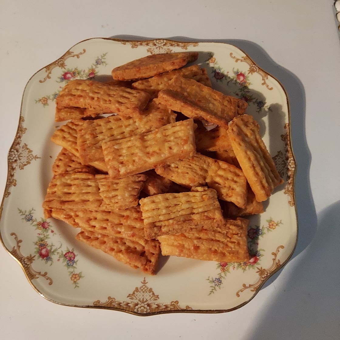 Cheese straws
