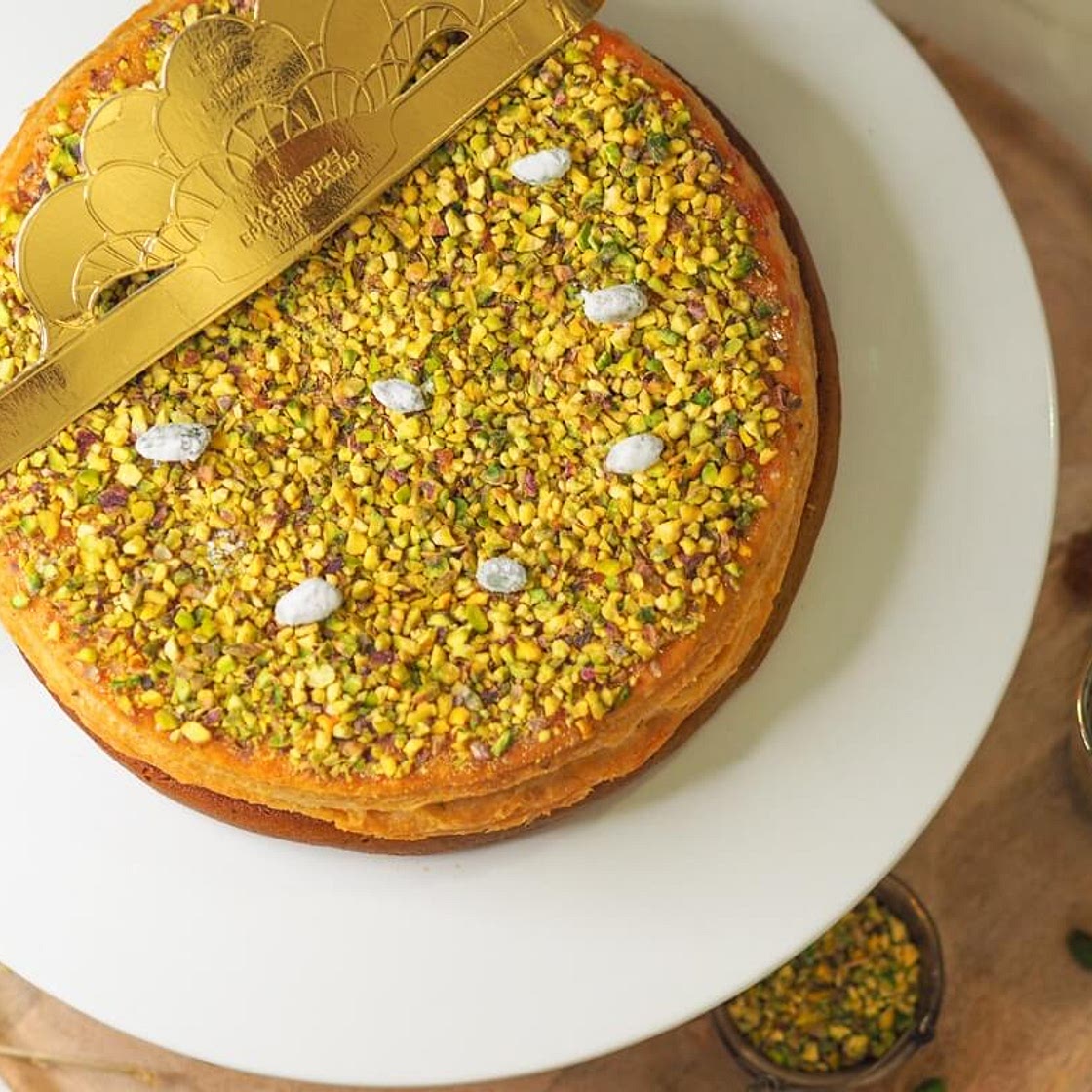 Galette des rois pistache-framboise REVISTE DE LA GALETTE DE CHRISTOPHE MICHALAK