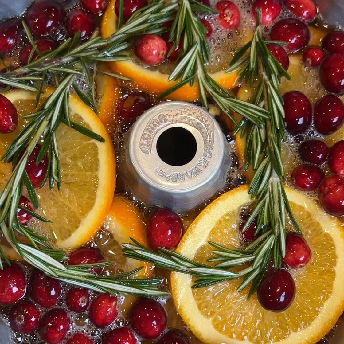 Cranberry Holiday Wreath Cocktail 