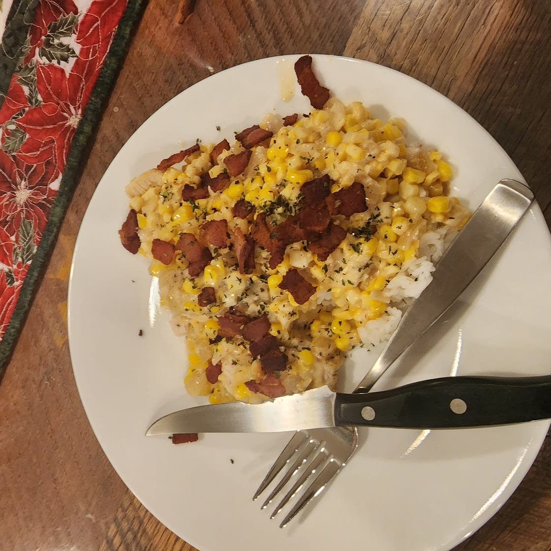 Garlic Butter Creamed Corn Chicken