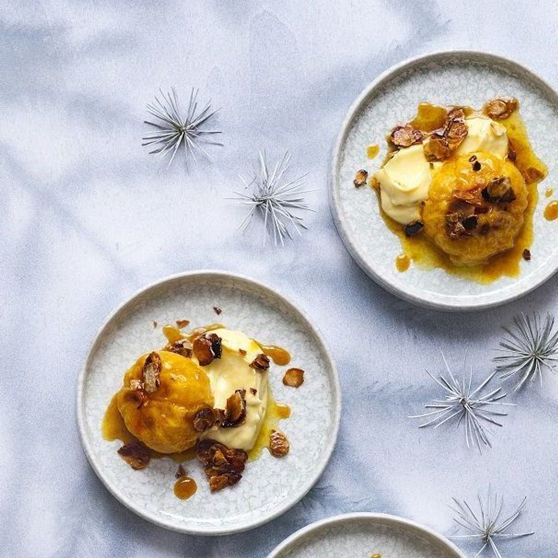 Clémentines rôties, amandes grillées et crème au citron