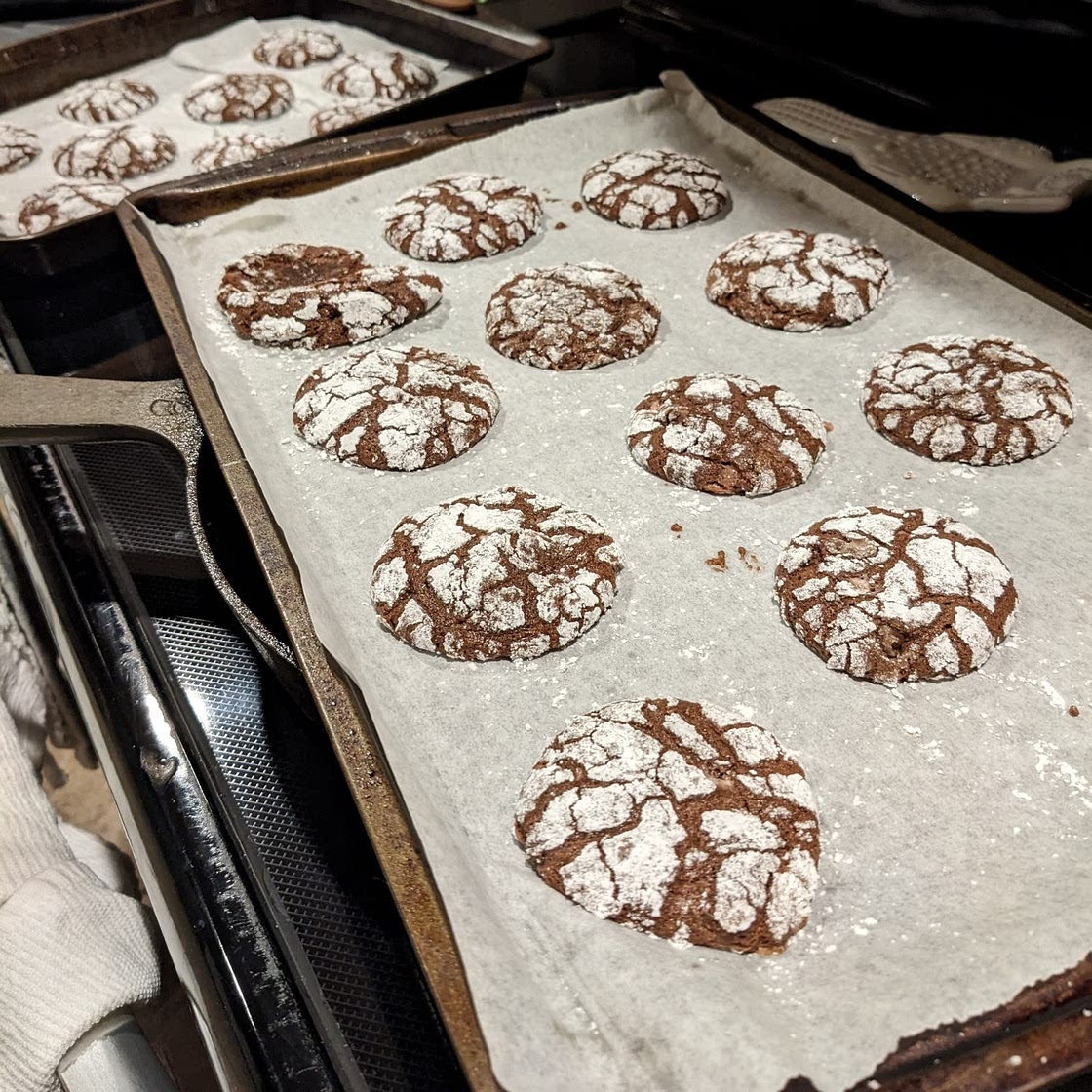 Peppermint Chocolate Crinkle Cookies