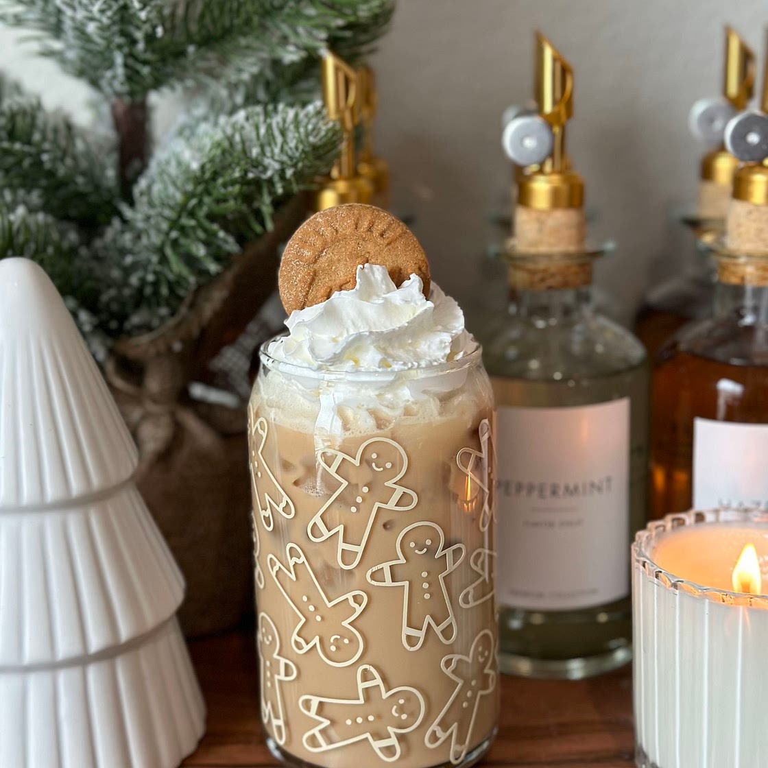 Cookie Butter Gingerbread Iced Latte