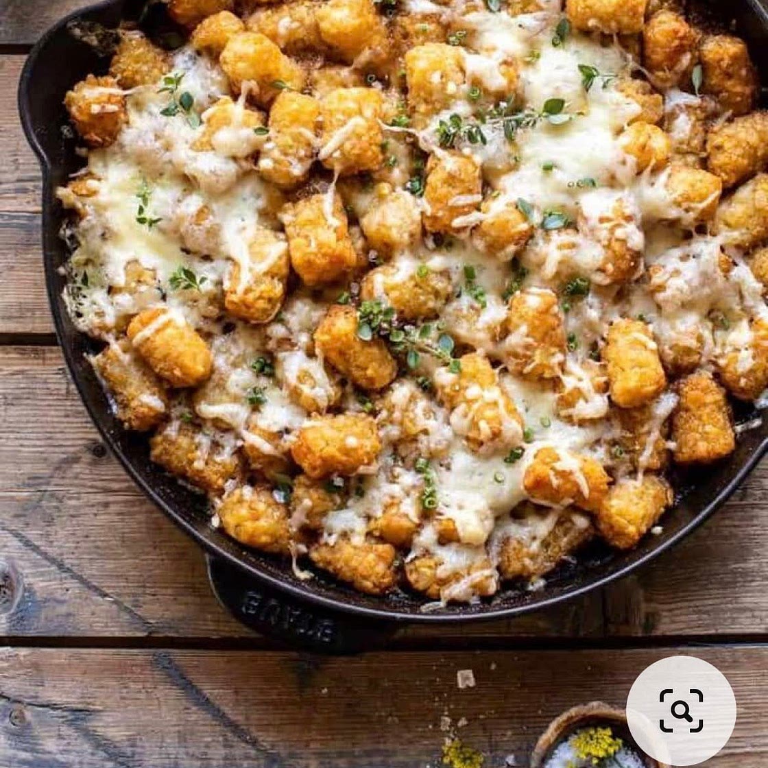 Green Chile Breakfast Tator Tot Casserole