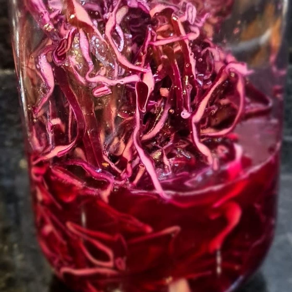 Easy Pickled Red Cabbage