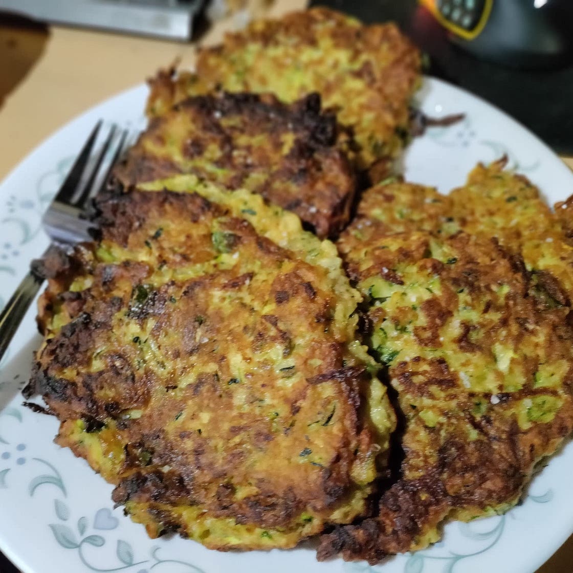 5-Ingredient Zucchini Fritters