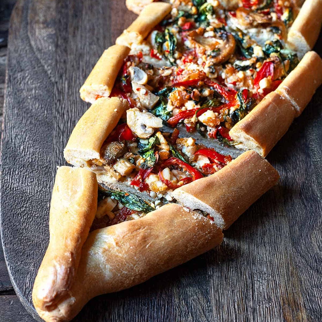 Vegetarian Turkish Pide (Peynirli, Sebzeli Pide)