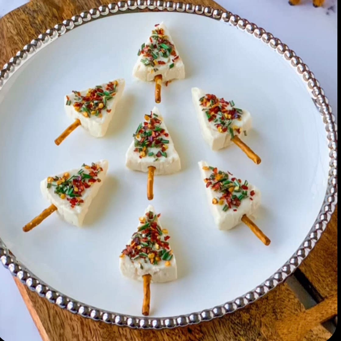 Christmas Tree Cheese Appetizers