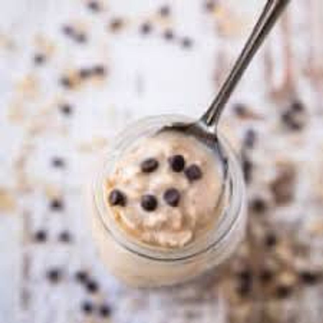 Protein Peanut butter chocolate chip overnight oats 