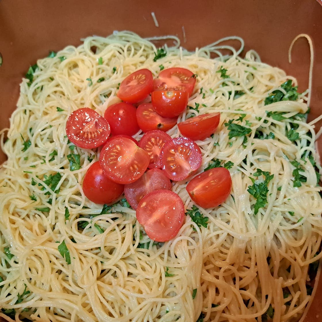 Angel Hair Pasta with Garlic and Herbs