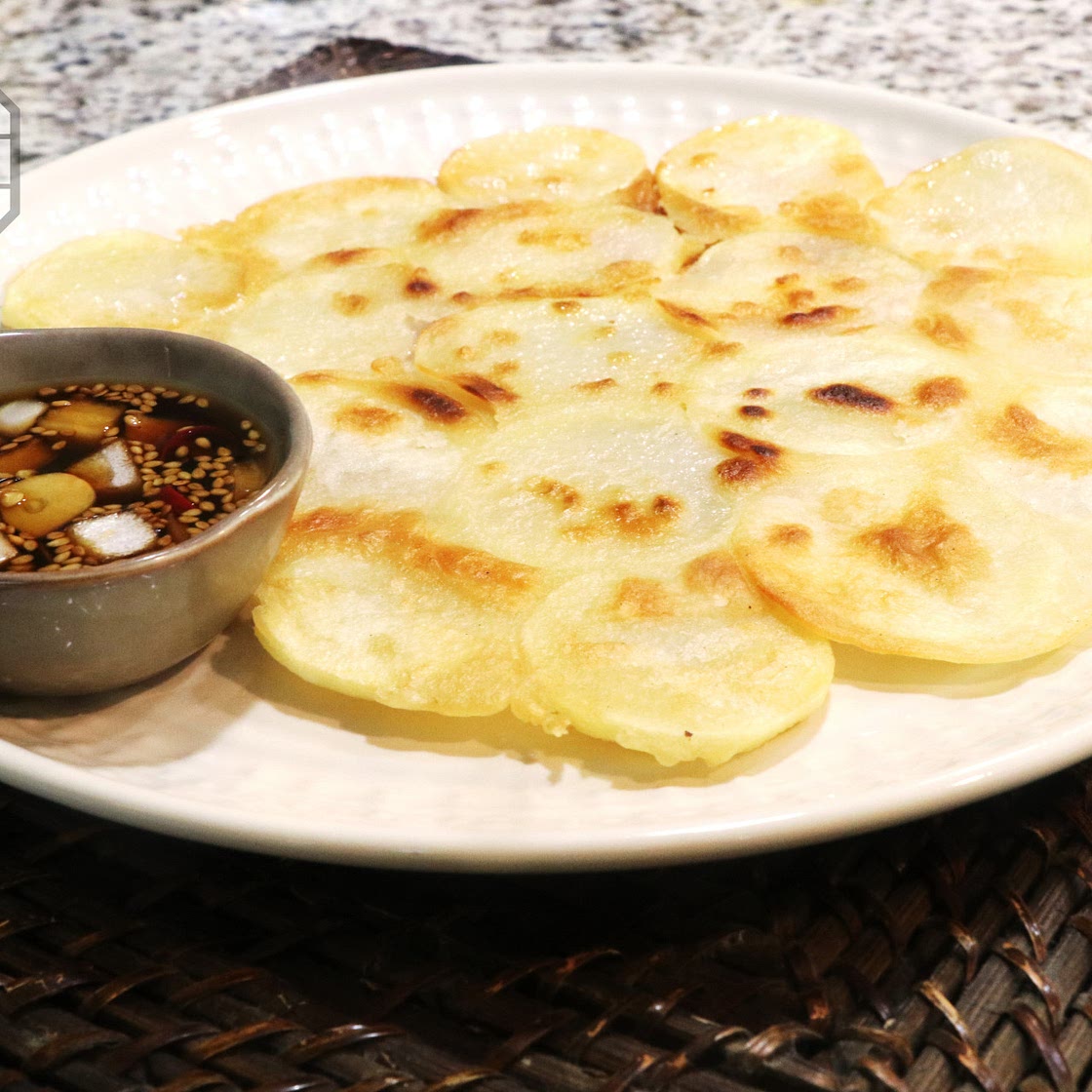 Korean Potato Pancake  (감자전, GamJaJeon) | Aeri's Kitchen