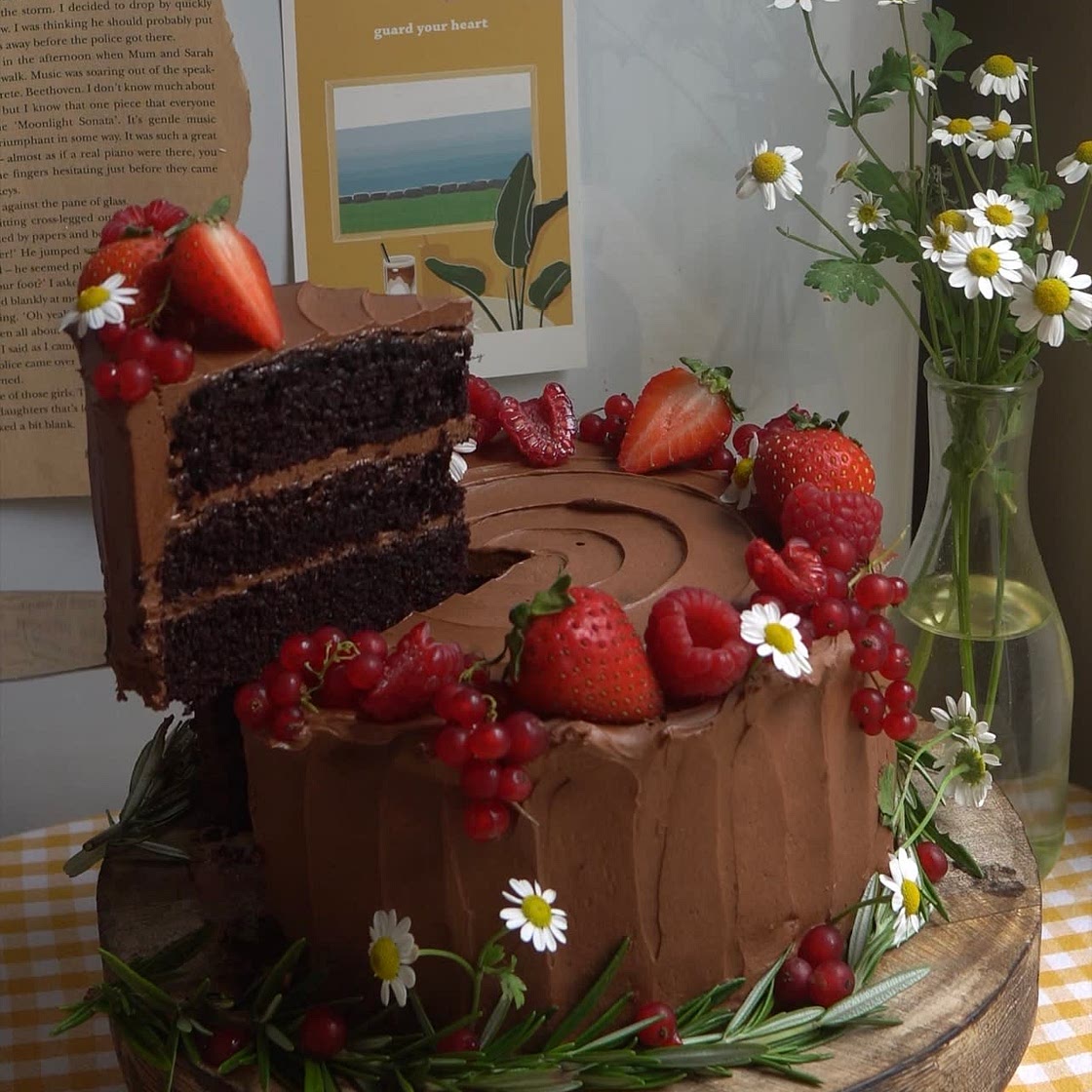 Chocolate Cake with Chocolate Custard Buttercream