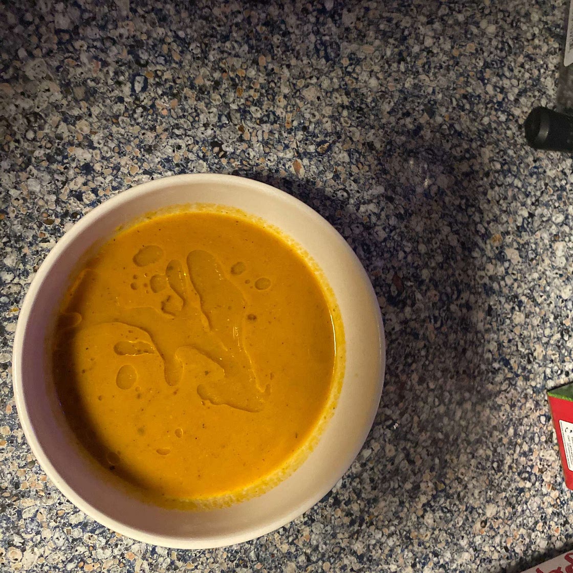 Healthy Tomato Zucchini Soup {Vegan + Gluten-Free}