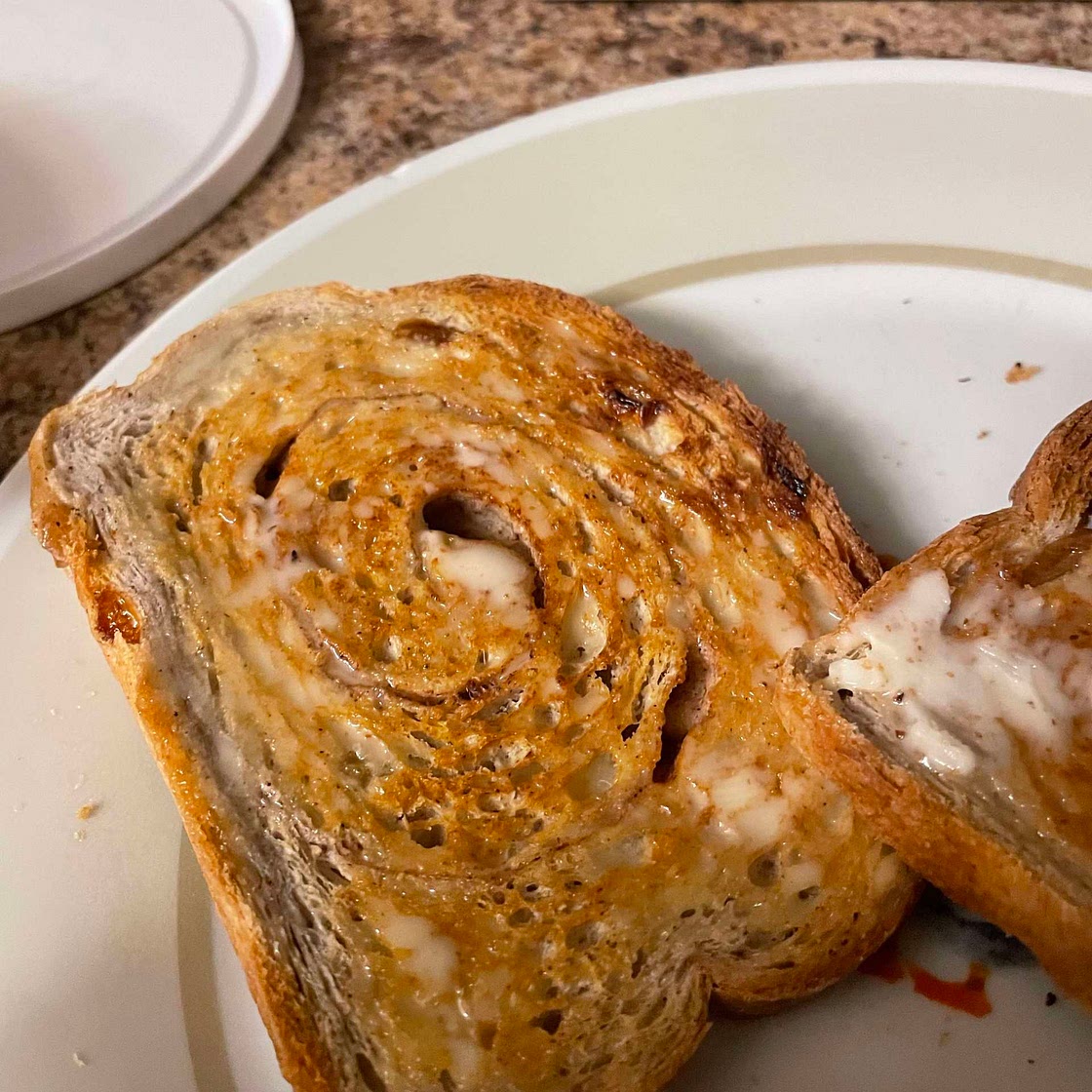 Cinnamon raisin bread