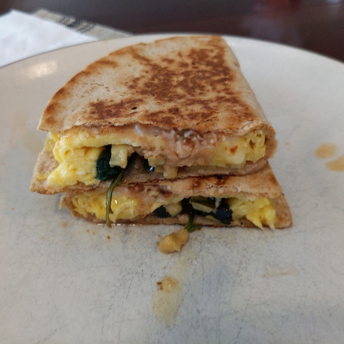 Healthy Breakfast Quesadilla Recipe (Vegetarian & Easy!)