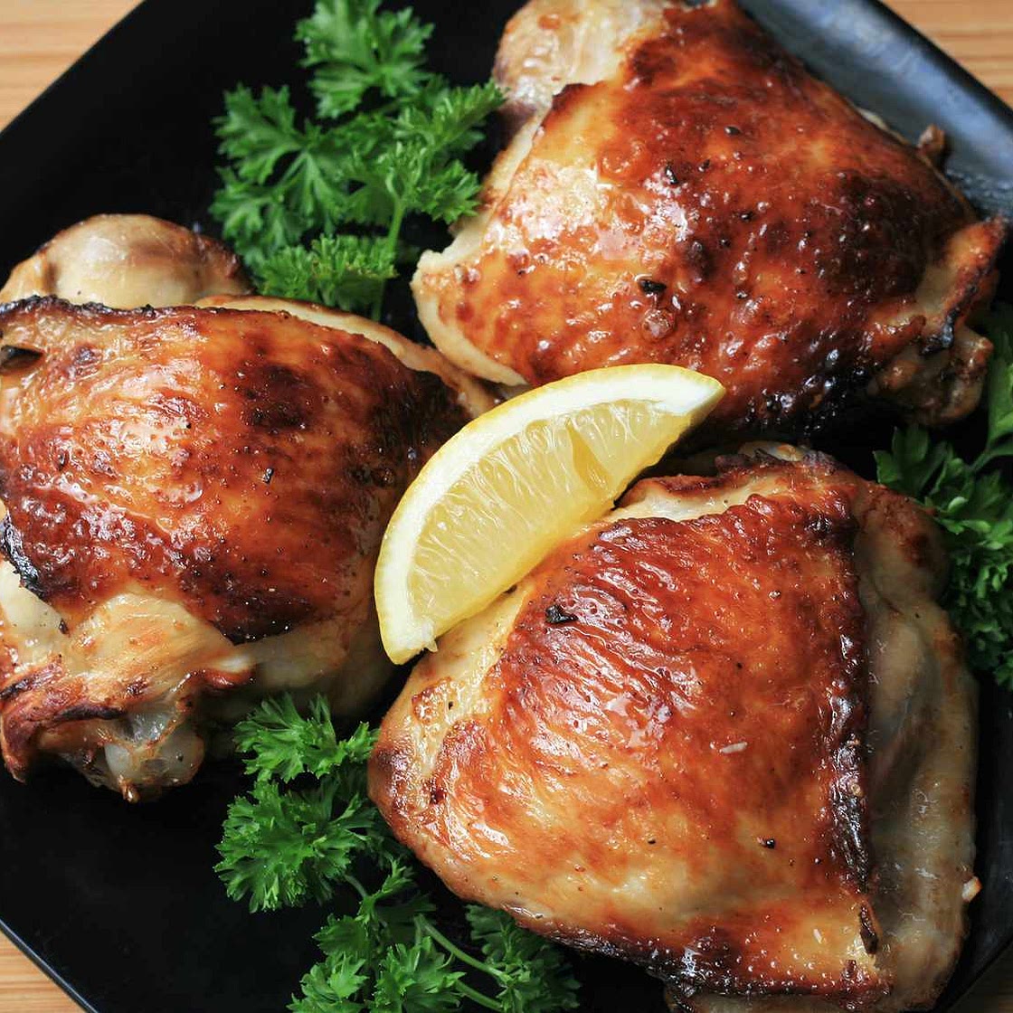 Keto Lemon-Garlic Chicken Thighs in the Air Fryer