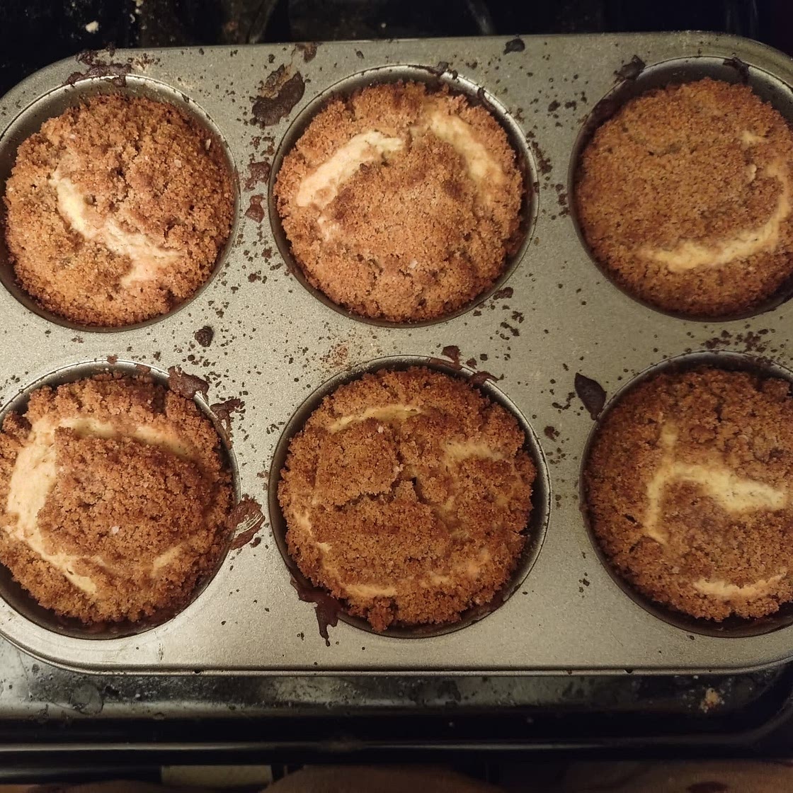Cinnamon Crumble Muffins